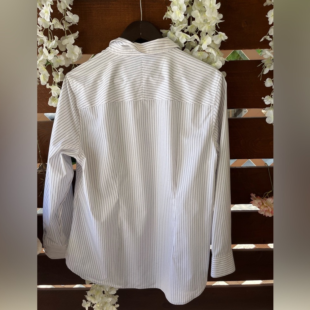 Women's Talbots button up shirt long sleeves top plus 14W - Picture 2 of 4